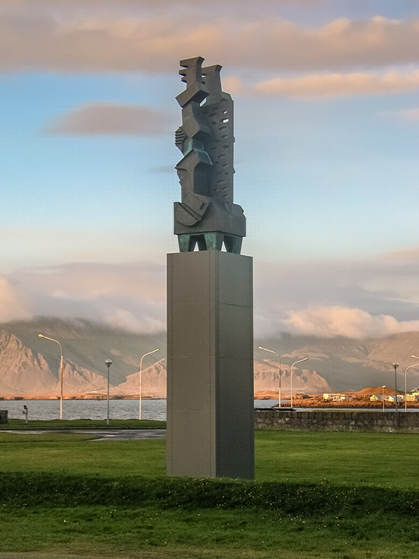 Iceland; Ísland; Исландия