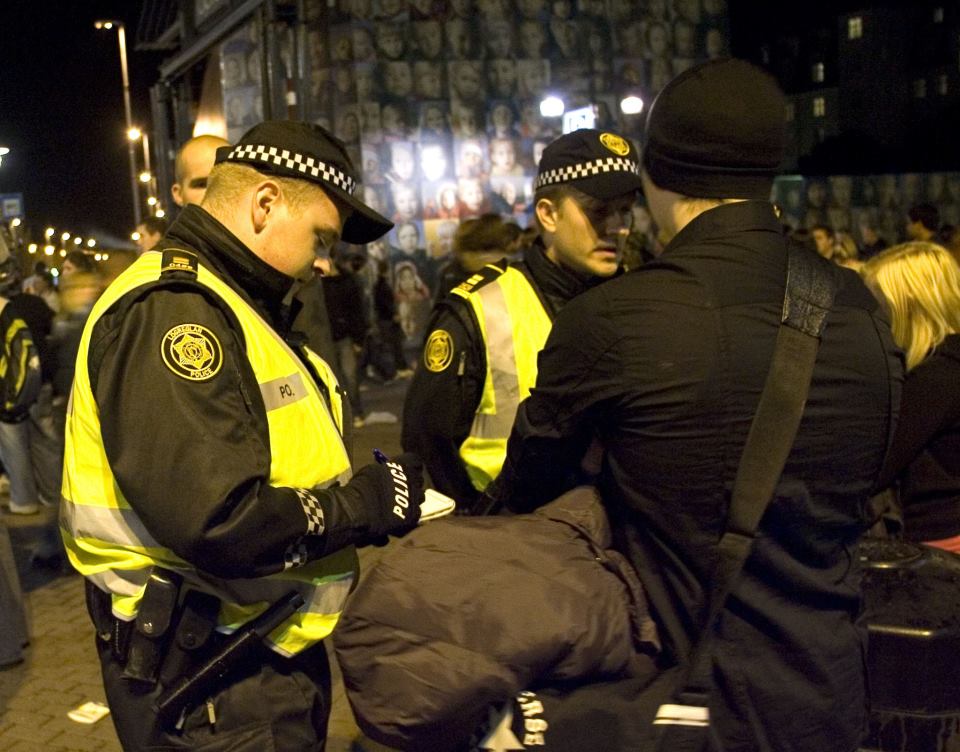 У премьера голякИсландские шутки