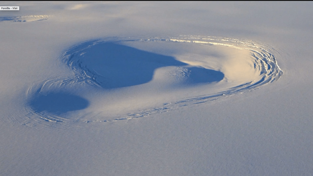 Нам не страшен йоклахлёйп!Разлив ледниковой реки