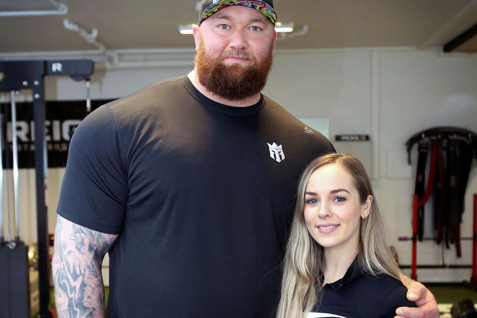 Человек-минигора получил могучее имяMagnum Opus звездной пары