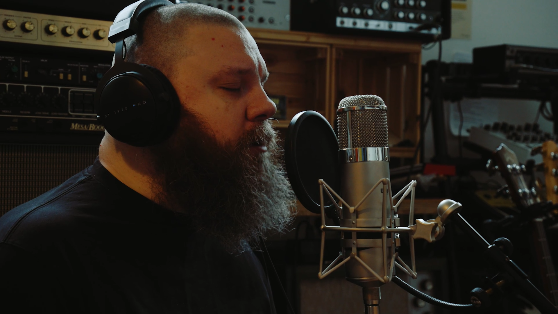 Горести миллионераИнтервью с Харальдуром Торлеифссоном