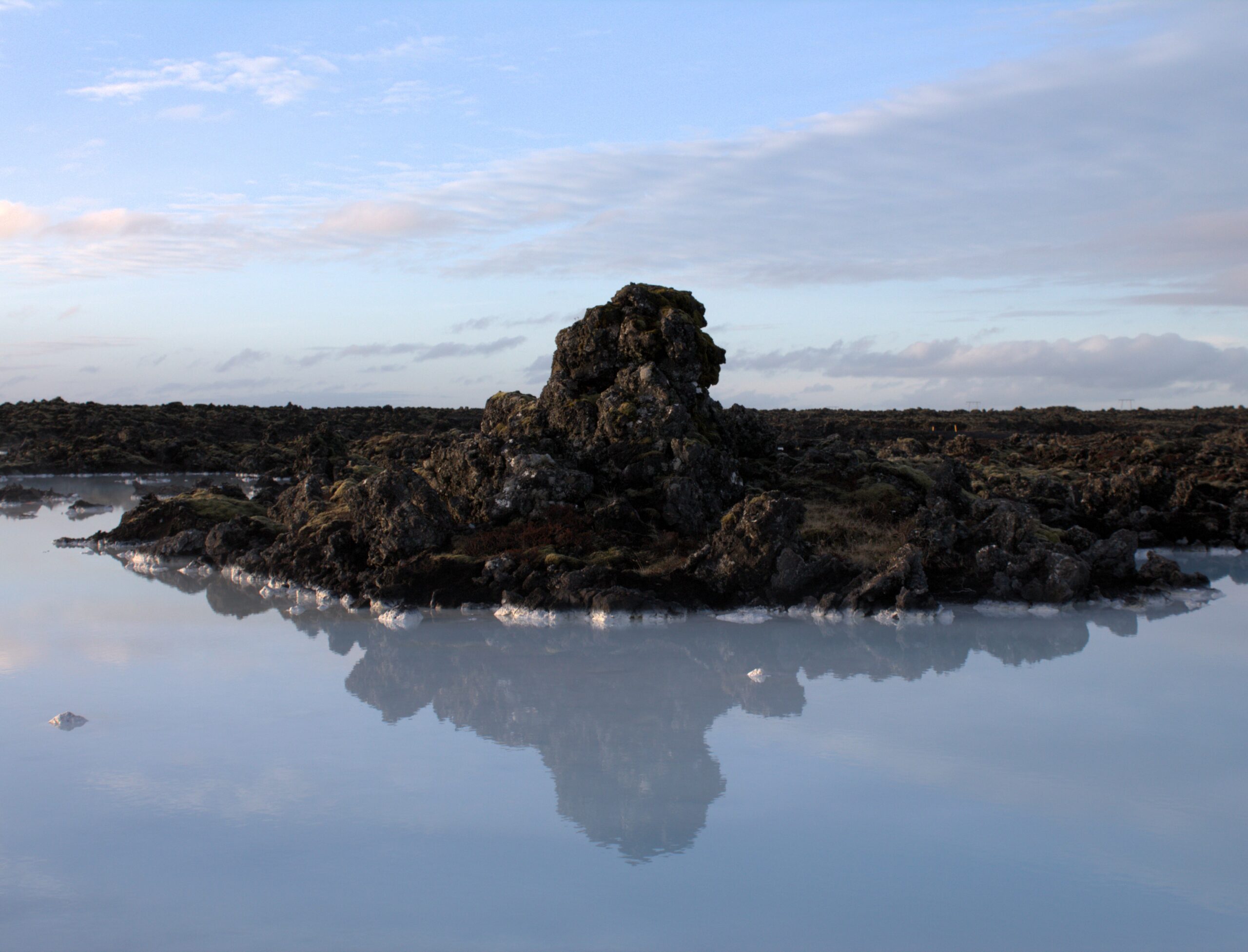 Грозит ли Голубой Лагуне извержение?Трещина может открыться в километре от Лагуны